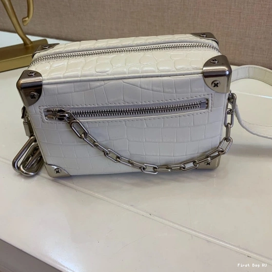 First bags ru reviews VUITTON SOFT TRUNK LOUIS 0724